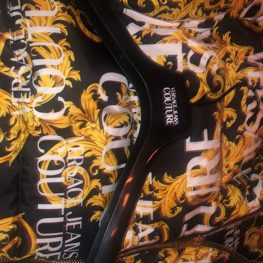 Versace down jacket - Picture 4 of 8